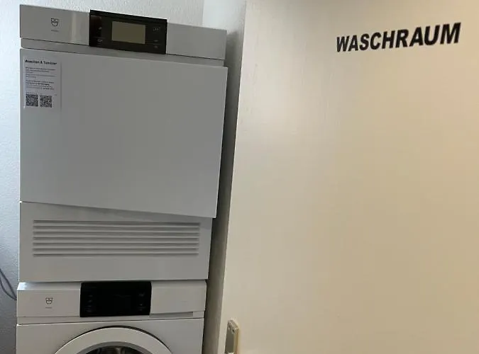 Schnyder's - Studio_1 *